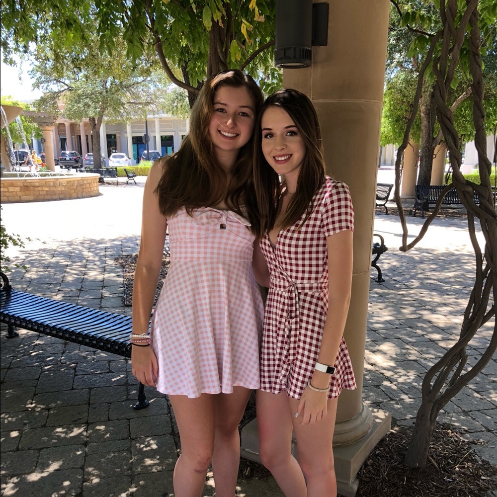 Meet your Posher, Ashley